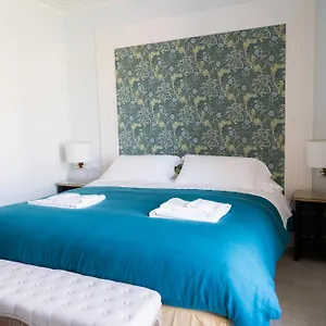 Bed and breakfast Domus Sibyllina, Palazzo Cavalcanti, Nápoles